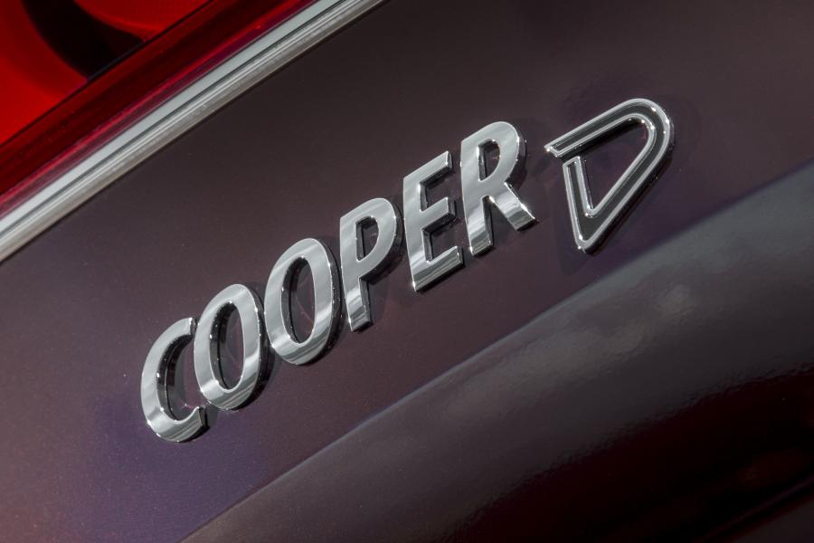  Mini Cooper D Clubman 2015 года  (UK) (фото 98 из 127)